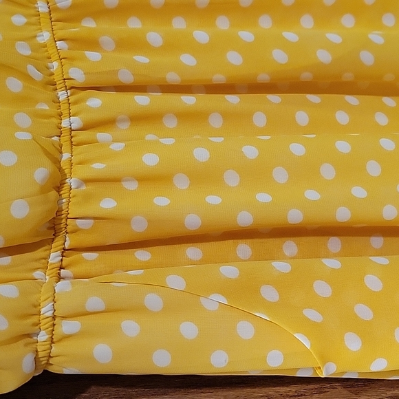 Yello Polka-dot Dress - Picture 5 of 6
